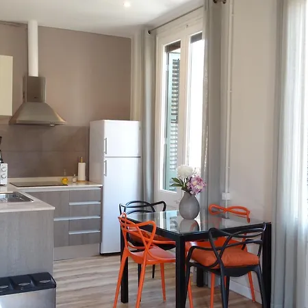 Feel At Sants Apartments Barcelona Exterior photo